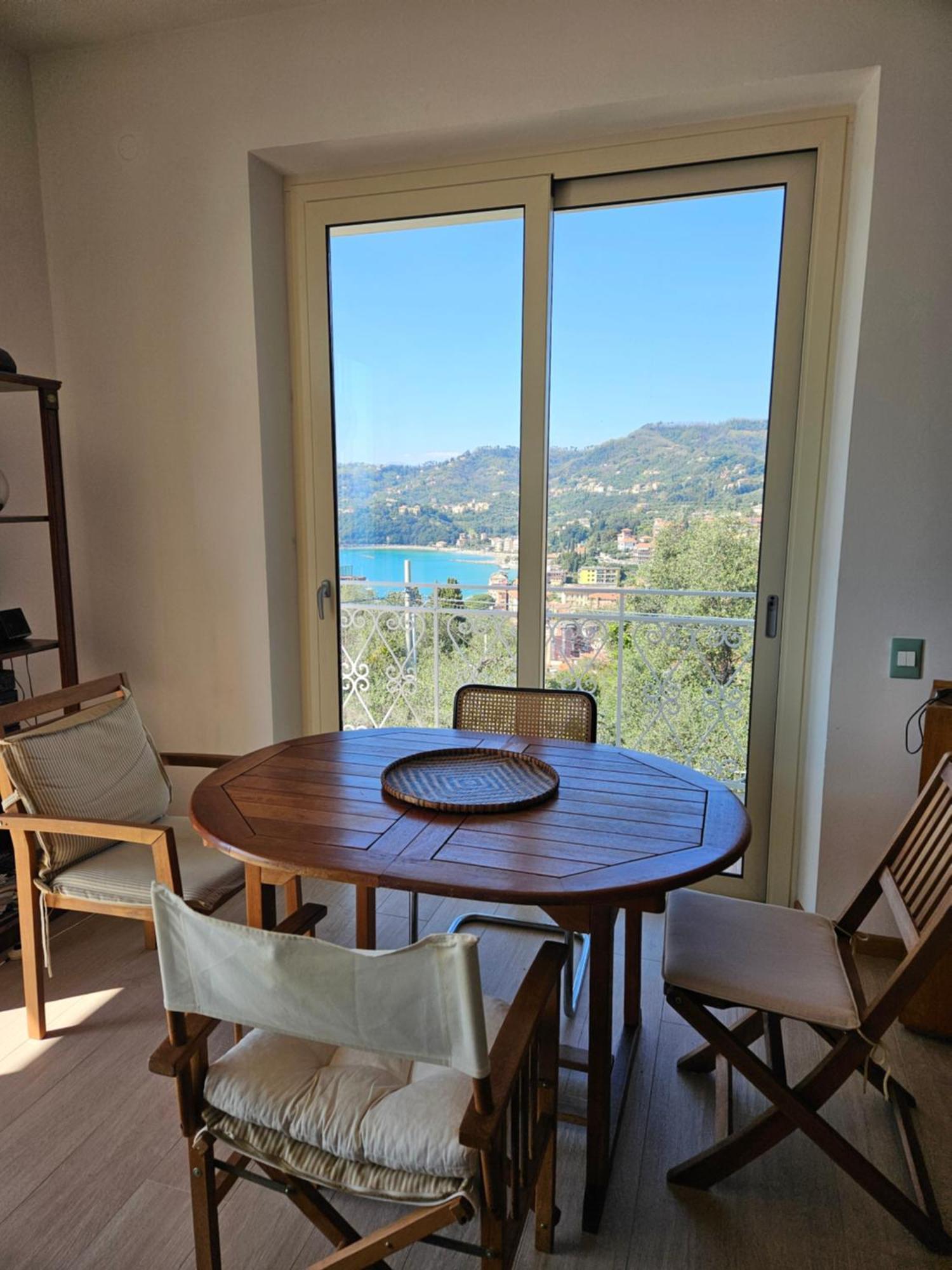 Villa Degli Ulivi - Free Parking 레리치 외부 사진