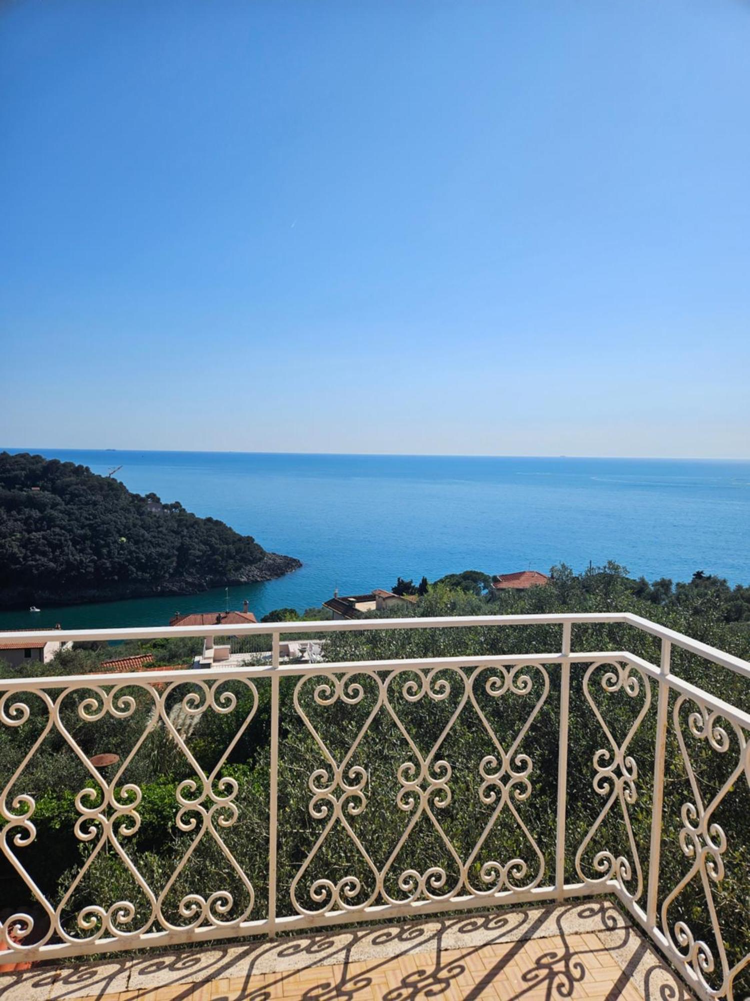 Villa Degli Ulivi - Free Parking 레리치 외부 사진